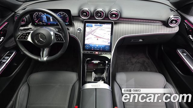 Mercedes-Benz C-Class — interior