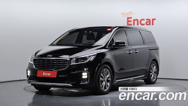 Kia Carnival — exterior
