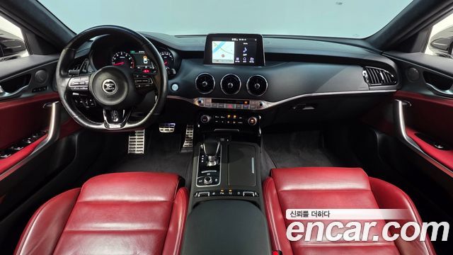 Kia Stinger — interior