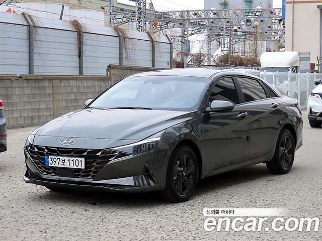 Hyundai Avante — exterior