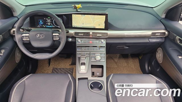 Hyundai Nexo — interior