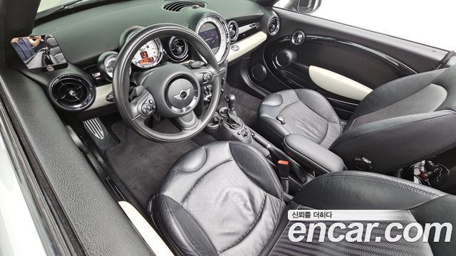 MINI Roadster — interior