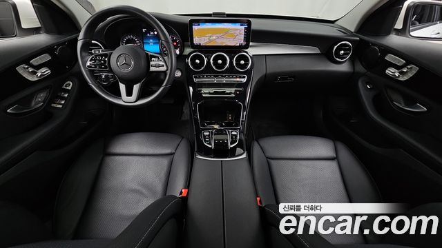 Mercedes-Benz C-Class — interior