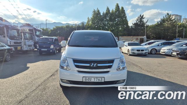 Hyundai Starex — exterior