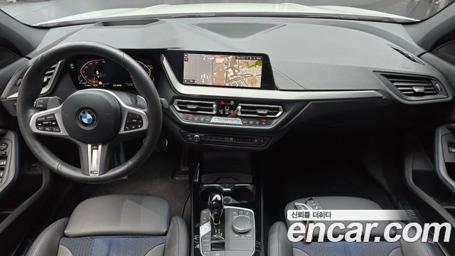 BMW 1 Series — interior