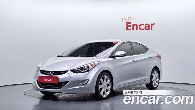 Hyundai Avante — exterior
