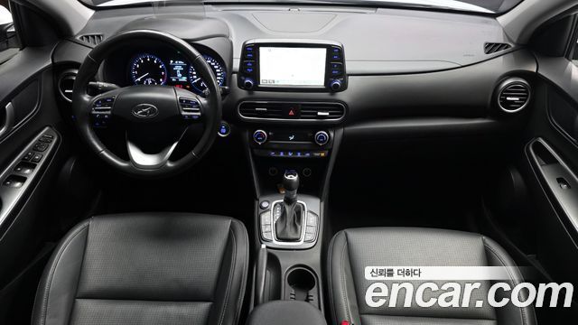 Hyundai Kona — interior