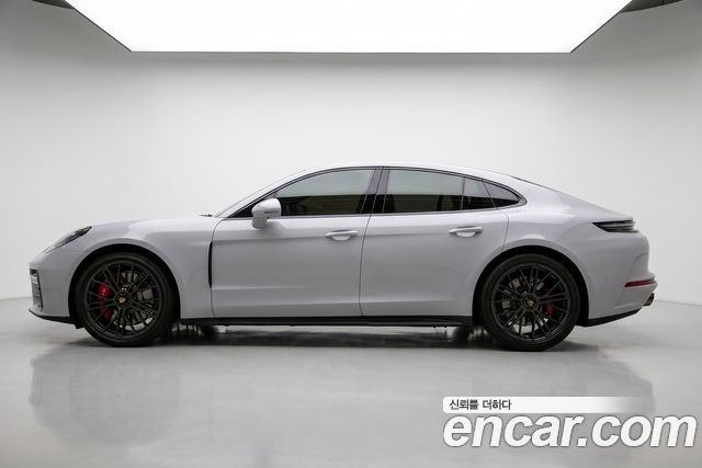 Porsche Panamera — exterior
