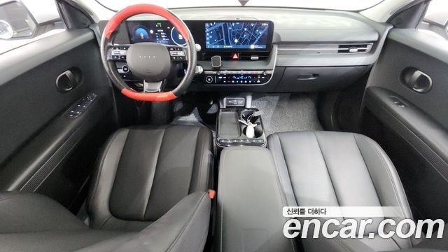 Hyundai IONIQ 5 — interior