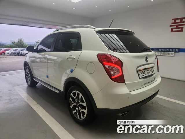 KG Mobility Korando — interior