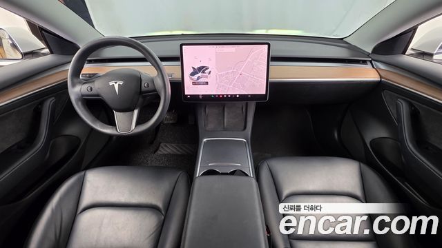 Tesla Model 3 — interior