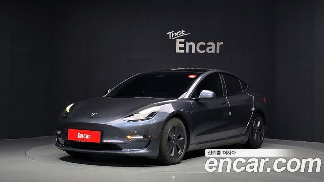 Tesla Model 3 — exterior