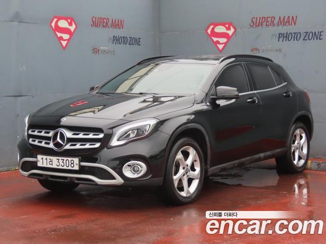 Mercedes-Benz GLA-Class — exterior