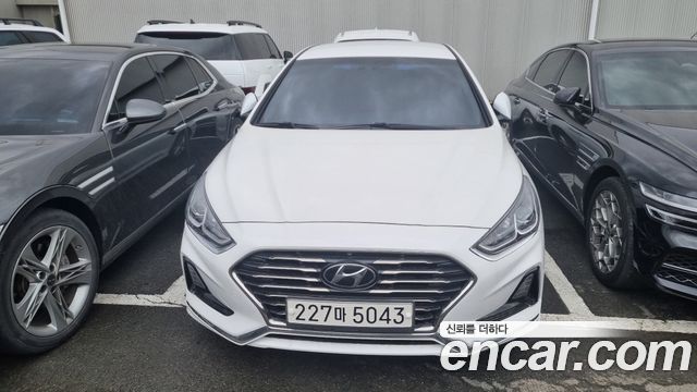 Hyundai Sonata — exterior