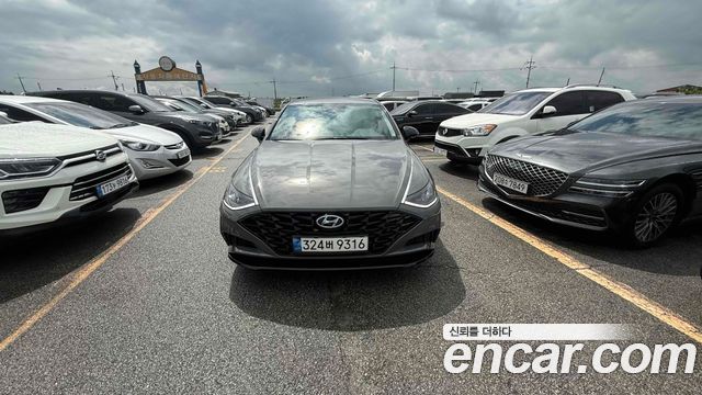 Hyundai Sonata — exterior