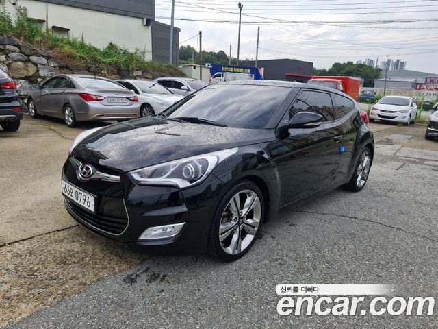 Hyundai Veloster — exterior