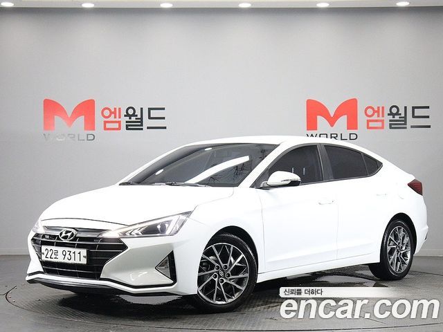 Hyundai Avante — exterior