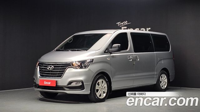 Hyundai Starex — exterior