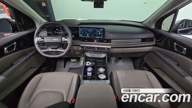 Kia Carnival — interior