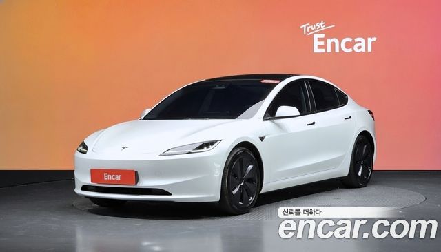 Tesla Model 3 — exterior