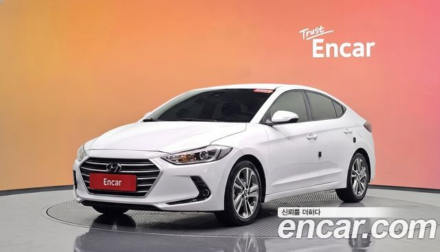 Hyundai Avante — exterior