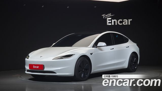 Tesla Model 3 — exterior