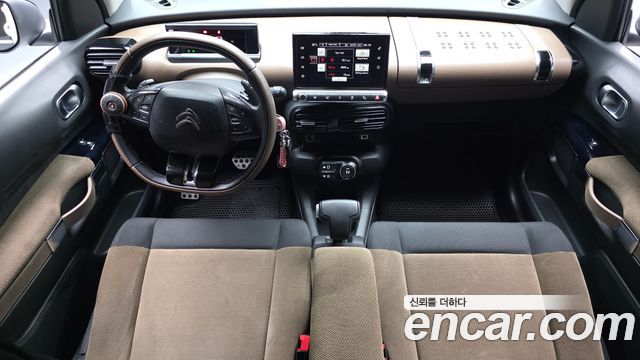 Citroën / DS C4 Cactus — interior