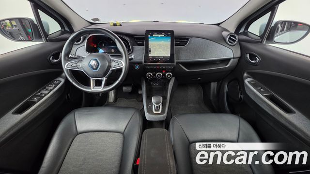 Renault Korea Zoe — interior