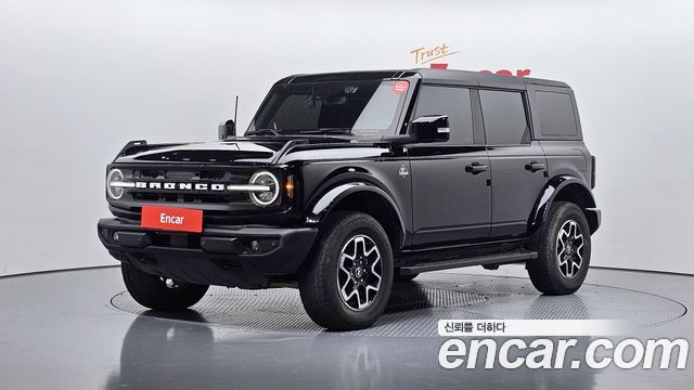 Ford Bronco — exterior