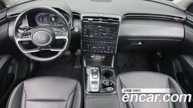 Hyundai Tucson — interior