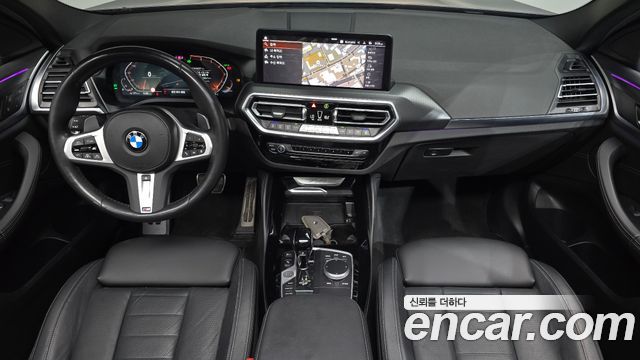 BMW X4 — interior