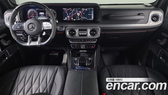 Mercedes-Benz G-Class — interior
