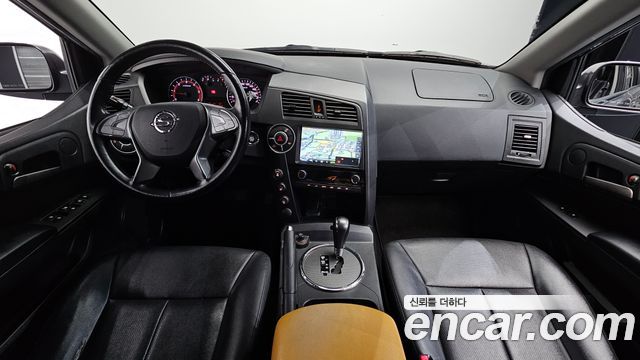KG Mobility Korando — interior