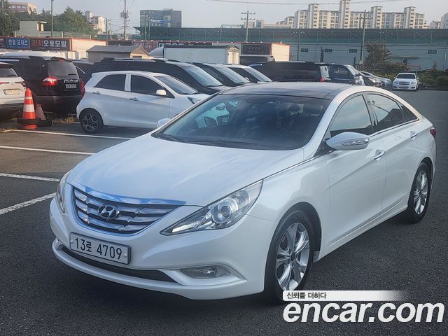 Hyundai Sonata — exterior