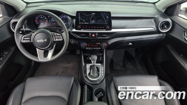 Kia K3 — interior