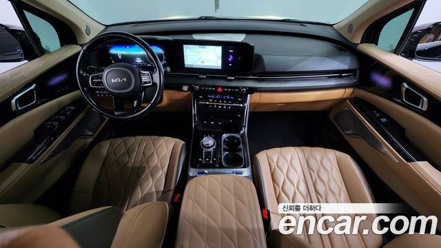 Kia Carnival — interior