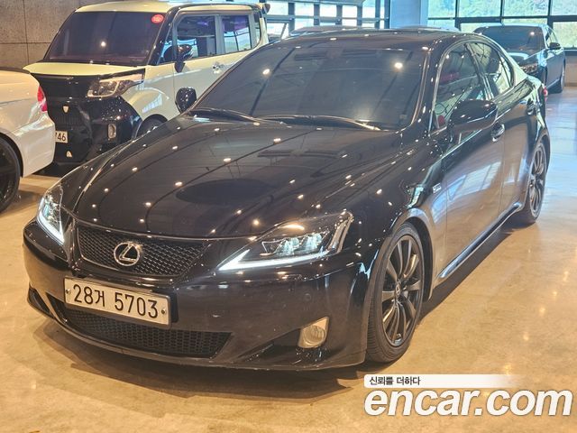Lexus IS — exterior