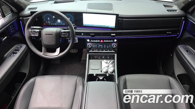 Hyundai Santa Fe — interior