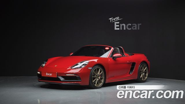 Porsche 718 — exterior