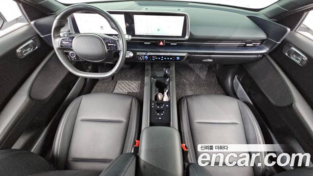 Hyundai IONIQ 6 — interior