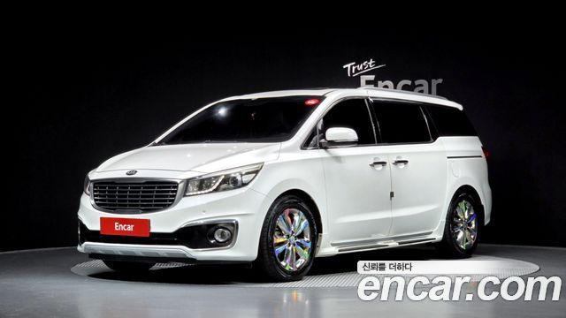 Kia Carnival — exterior