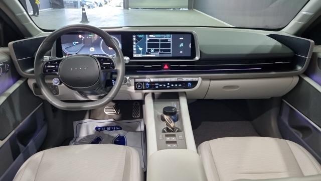 Hyundai IONIQ 6 — interior