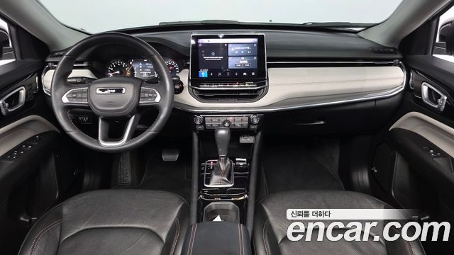 Jeep Compass — interior