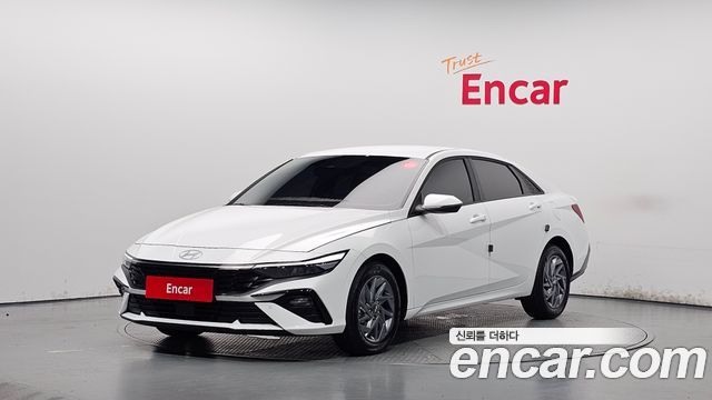 Hyundai Avante — exterior