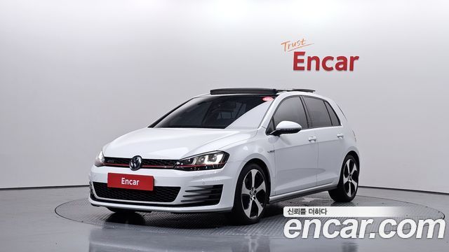 Volkswagen Golf — exterior