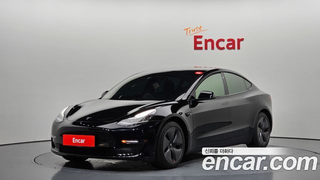 Tesla Model 3 — exterior