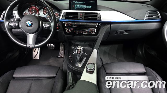 BMW 3 Series — interior