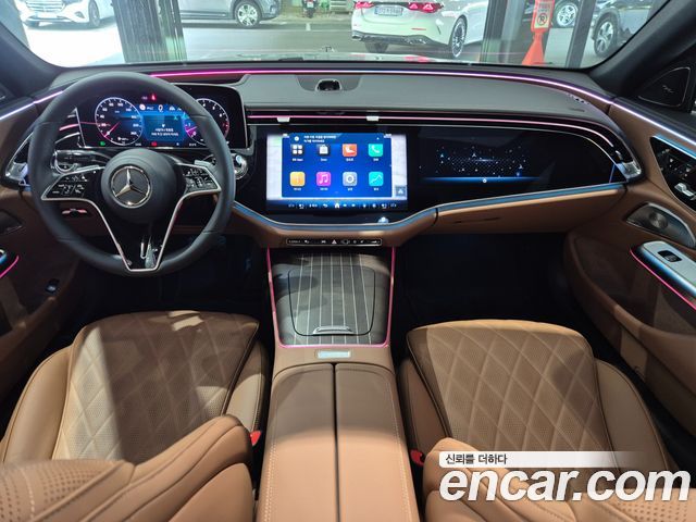 Mercedes-Benz E-Class — interior
