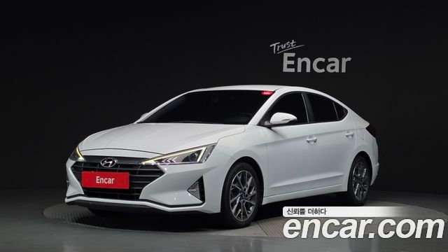 Hyundai Avante — exterior