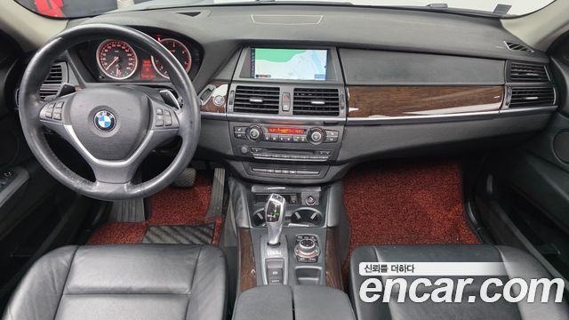 BMW X6 — interior